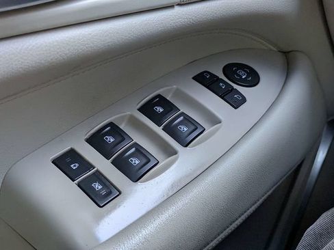 Used 2020 Cadillac Escalade Premium Luxury w/ LPO, Radiant Package AWD/4WD image 26