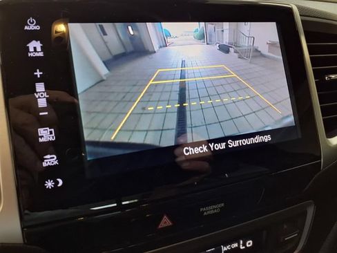 Used 2019 Honda Ridgeline Black Edition image 11