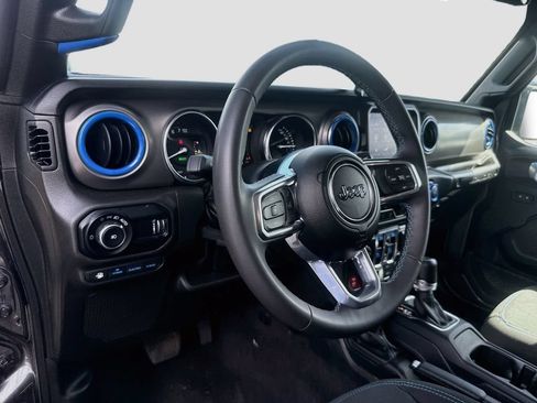 Used 2023 Jeep Wrangler Unlimited Rubicon 4xe AWD/4WD image 10