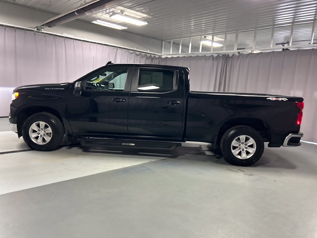 Used 2022 Chevrolet Silverado 1500 LT w/ Work Truck Package AWD/4WD image 4