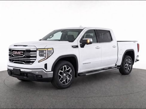 Used 2024 GMC Sierra 1500 SLT w/ SLT Premium Package AWD/4WD image 3