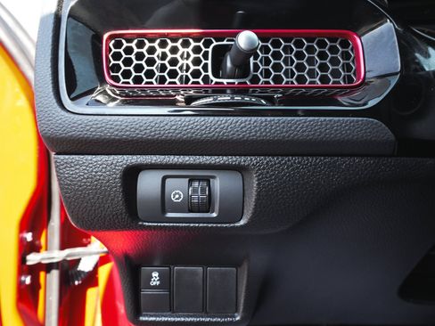 Used 2025 Honda Civic Si image 16