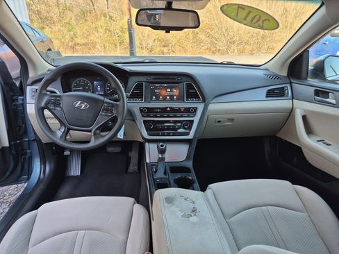 Used 2017 Hyundai Sonata SE image 17