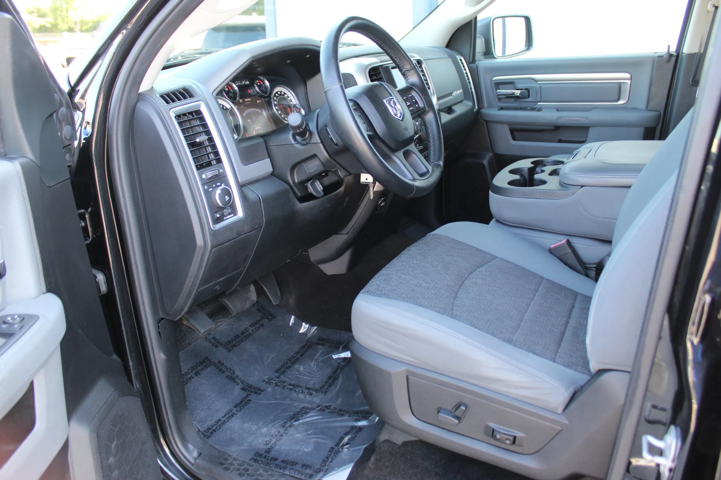 Used 2017 RAM 1500 Big Horn AWD/4WD image 12