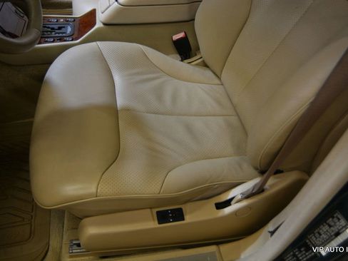 Used 1998 Mercedes-Benz S 320 image 21