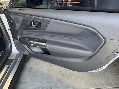 Used 2025 Ford Mustang GT Premium w/ GT Performance Package image 31