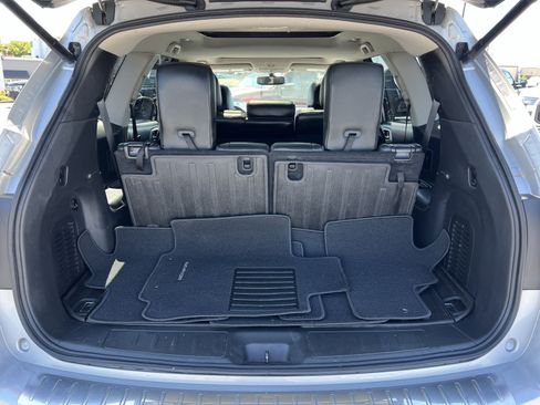 Used 2017 Nissan Pathfinder Platinum w/ Cargo Package AWD/4WD image 27
