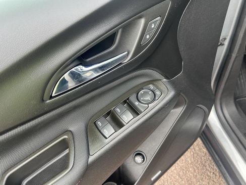 Certified 2023 Chevrolet Equinox RS w/ RS Leather Package image 25