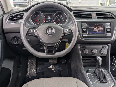 Used 2019 Volkswagen Tiguan S FWD image 8