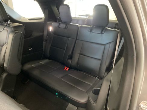 New 2026 Ford Explorer ST-Line w/ ST-Line Street Pack AWD/4WD image 10