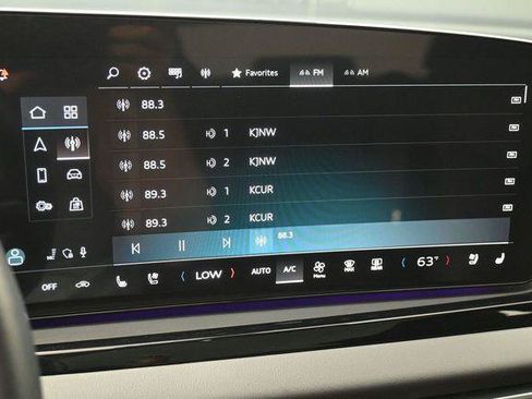 Used 2025 Audi A5 2.0T Premium Plus w/ Premium Plus AWD/4WD image 19