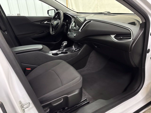 Used 2023 Chevrolet Malibu LT FWD image 22
