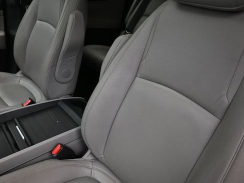 Used 2024 Honda Odyssey EX-L image 18