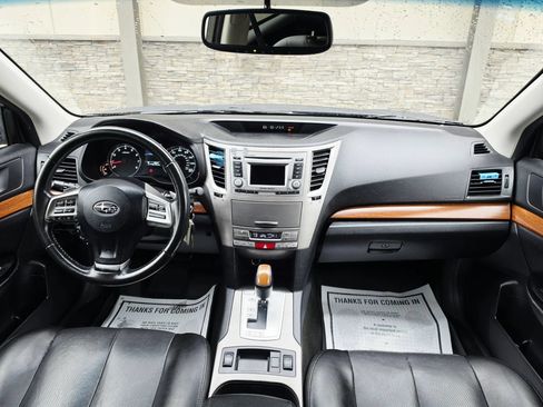 Used 2013 Subaru Outback 3.6R Limited w/ Moonroof Pkg AWD/4WD image 13