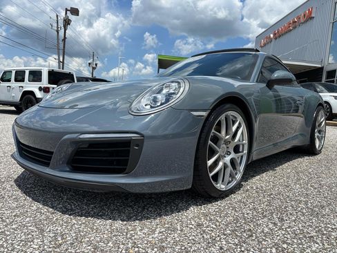 Used 2018 Porsche 911 Carrera RWD image 16