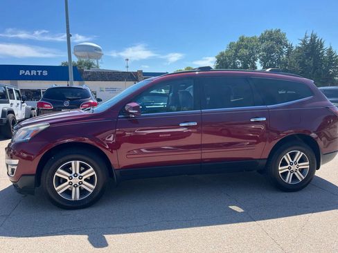 Used 2016 Chevrolet Traverse LT image 13