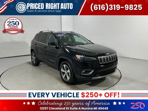 Used 2019 Jeep Cherokee Limited AWD/4WD image 1