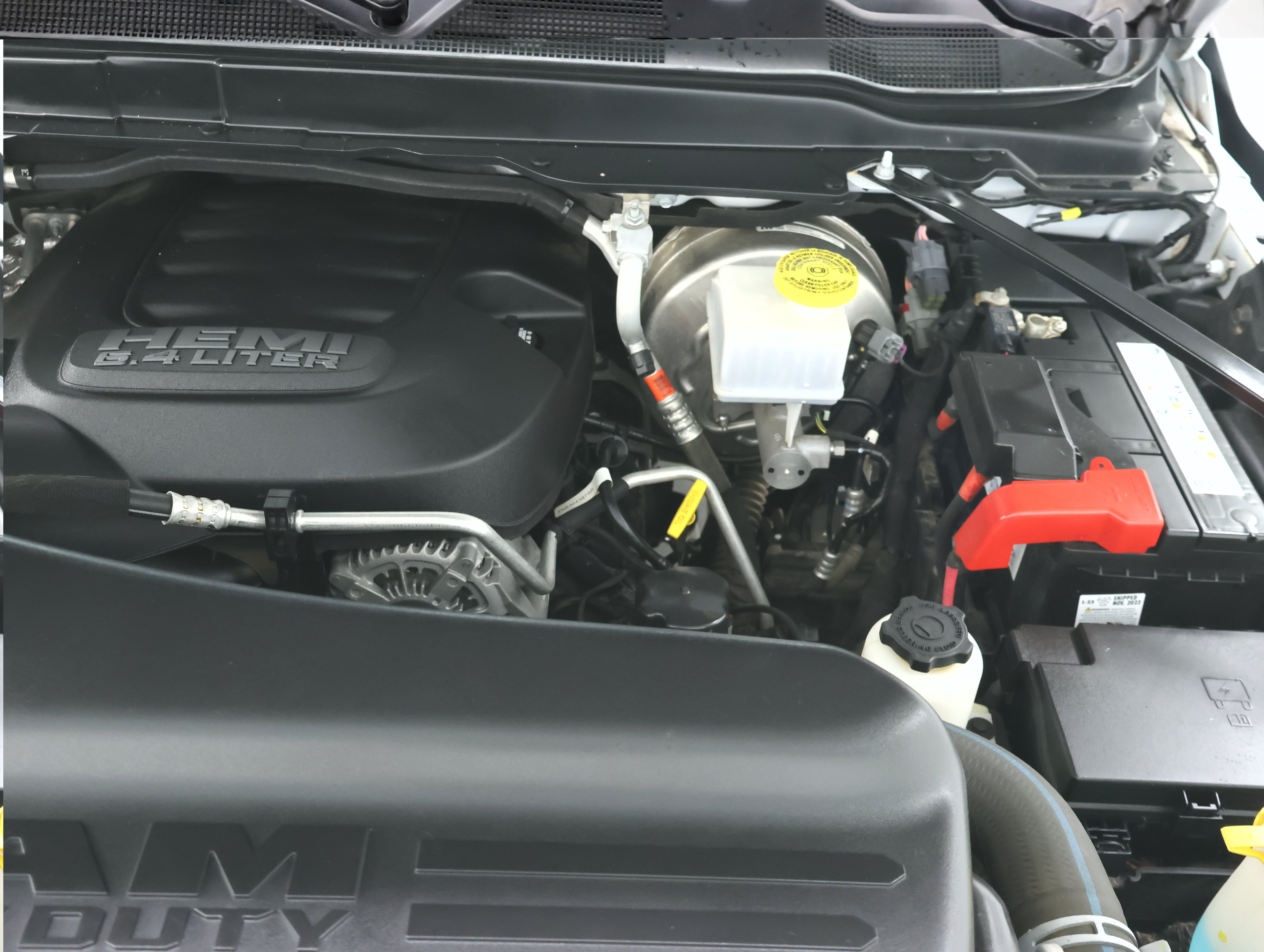 Used 2022 RAM 2500 Big Horn w/ Level C Equiment Group AWD/4WD image 19