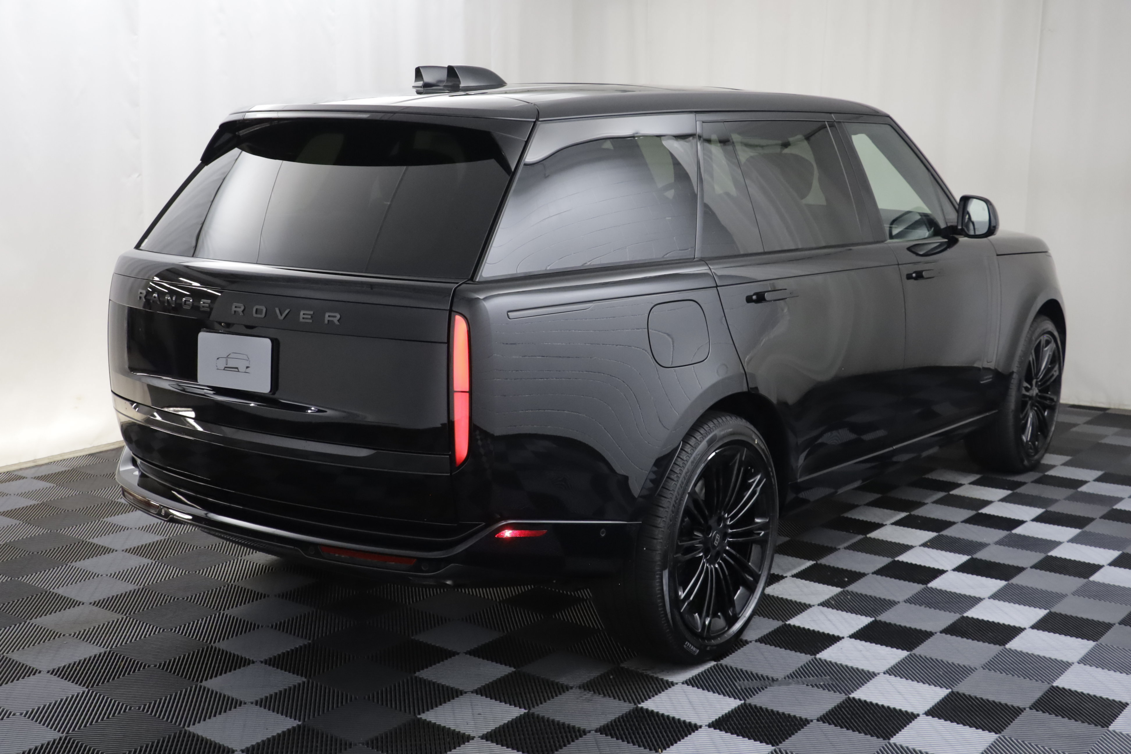 New 2027 Land Rover Range Rover Long Wheelbase Autobiography AWD/4WD image 24