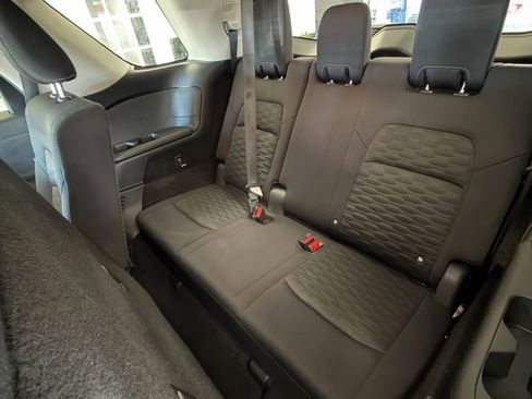 Used 2022 Nissan Pathfinder SV w/ SV Black Package image 13