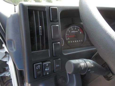 New 2024 Chevrolet Low Cab Forward image 11