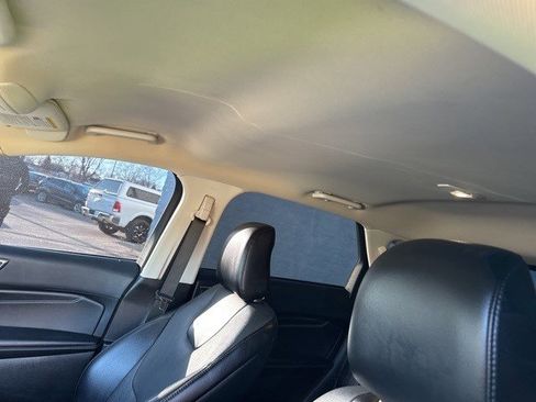 Used 2022 Ford Edge Titanium w/ Equipment Group 301A image 11