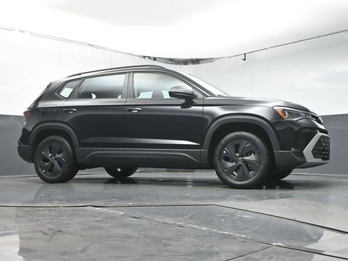 New 2026 Volkswagen Taos S FWD image 28