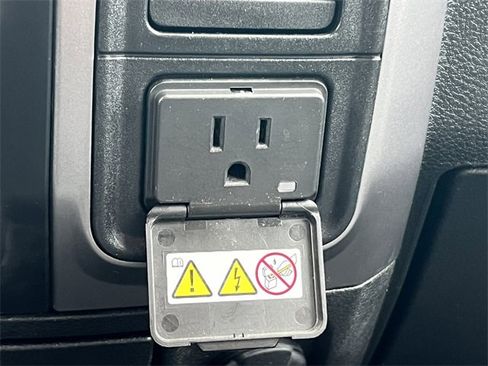 Used 2023 RAM 1500 Classic SLT w/ Protection Group image 26