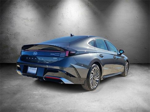 New 2026 Hyundai Sonata SEL image 3