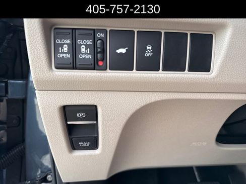 Used 2025 Honda Odyssey EX-L image 30