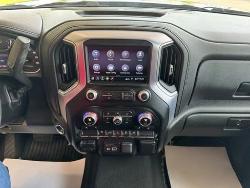 Used 2019 GMC Sierra 1500 SLE w/ SLE Value Package AWD/4WD image 24
