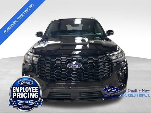 New 2026 Ford Explorer ST-Line w/ ST-Line Street Pack AWD/4WD image 7