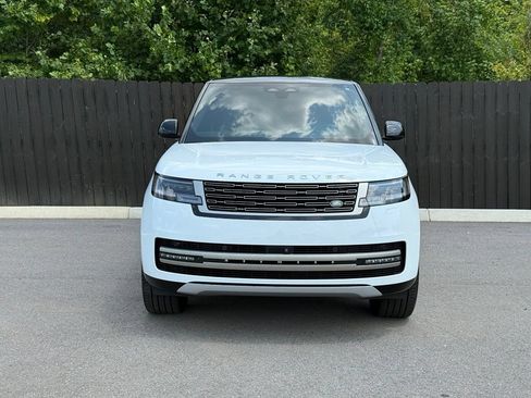 Certified 2025 Land Rover Range Rover Long Wheelbase SE AWD/4WD image 8