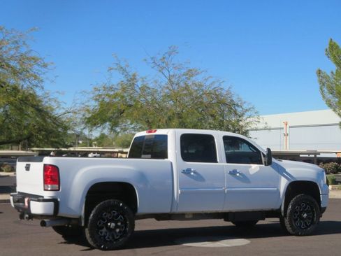 Used 2013 GMC Sierra 2500 Denali image 6