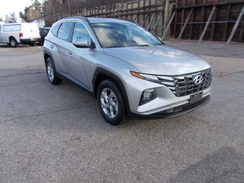 Used 2024 Hyundai Tucson SEL image 3