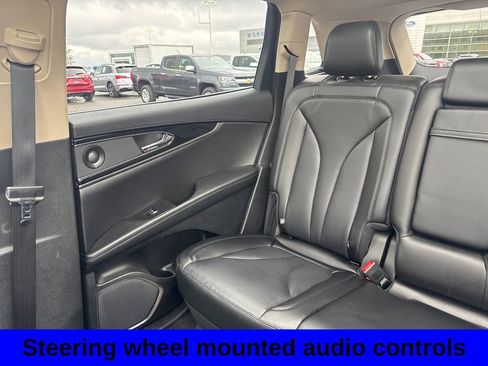 Used 2023 Lincoln Nautilus Reserve w/ Luxury Package AWD/4WD image 13