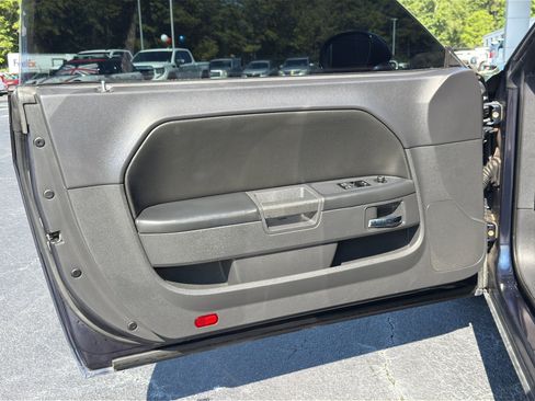 Used 2012 Dodge Challenger R/T RWD image 26
