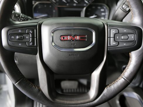 Used 2022 GMC Sierra 2500 AT4 w/ AT4 Preferred Package image 15