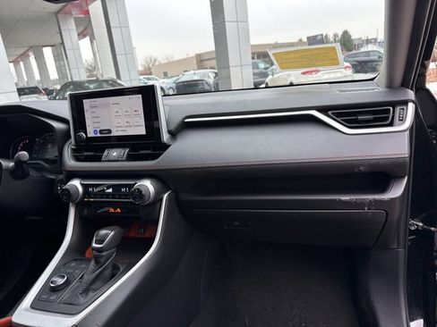 Used 2024 Toyota RAV4 Adventure image 37