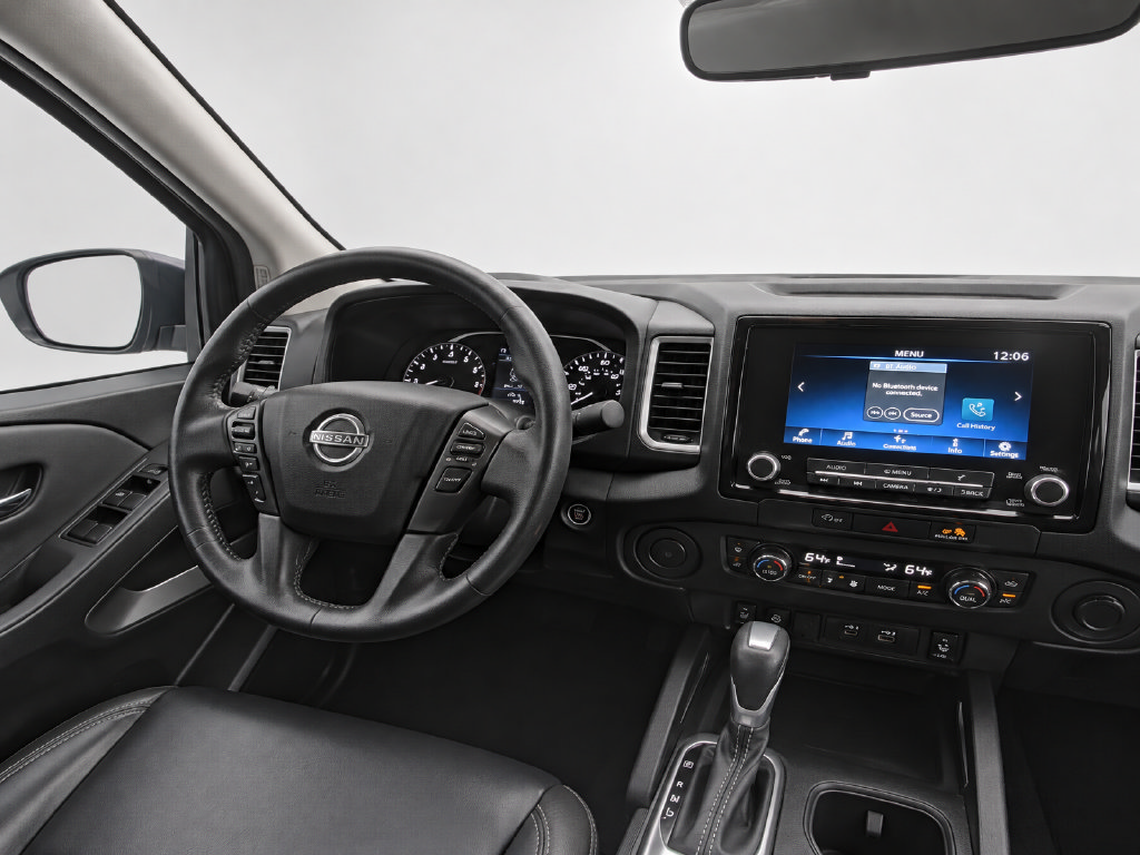 Used 2024 Nissan Frontier SL RWD image 25