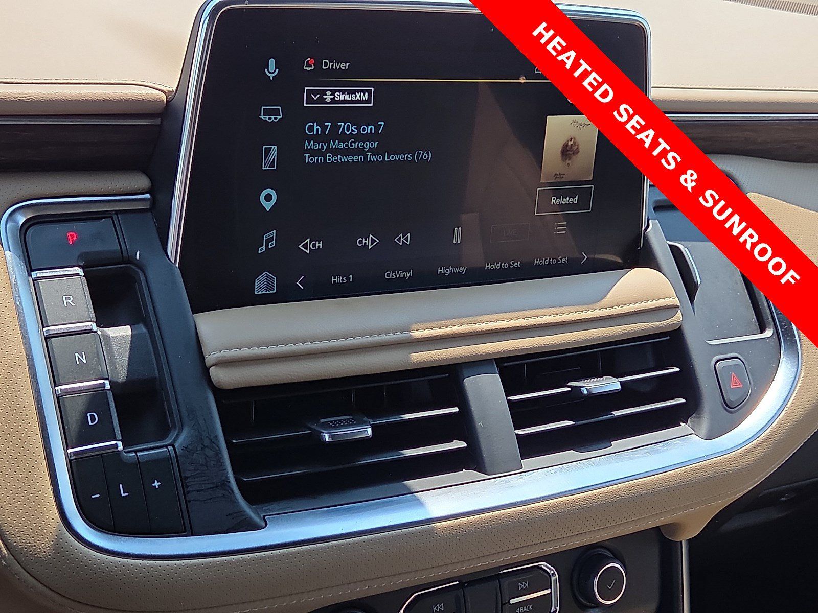Used 2023 Chevrolet Tahoe Premier w/ Premium Package 2 AWD/4WD image 18