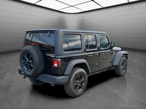 Used 2022 Jeep Wrangler Unlimited Sport image 5