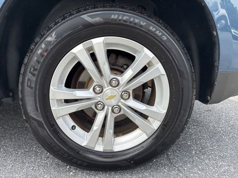 Used 2011 Chevrolet Equinox LTZ AWD/4WD image 12