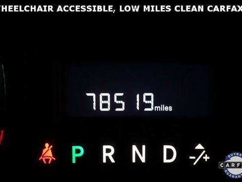 Used 2015 Dodge Grand Caravan SXT w/ UConnect Hands-Free Group image 17