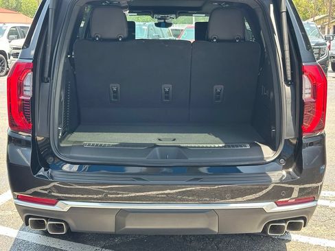 New 2026 GMC Yukon Denali w/ Advanced Technology Package AWD/4WD image 8