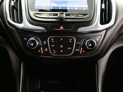 Used 2020 Chevrolet Equinox Premier image 23