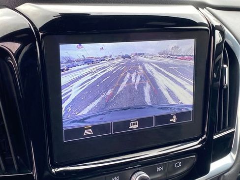 Certified 2023 Chevrolet Traverse LT w/ LPO, Floor Liner Package image 10