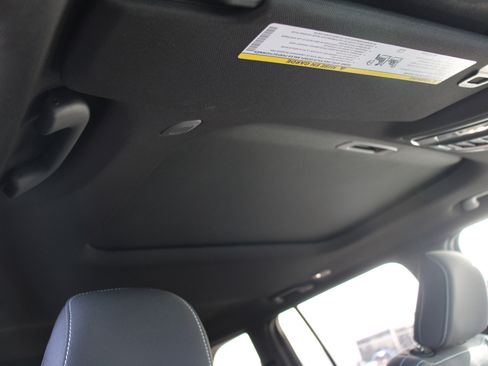 New 2025 Jeep Grand Cherokee Laredo X image 25