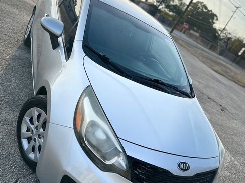 Used 2014 Kia Rio LX FWD image 9