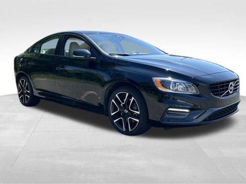 Used 2017 Volvo S60 T5 Dynamic w/ Vision Package AWD/4WD image 7